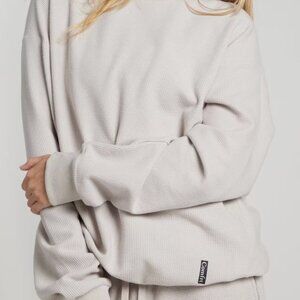 NEW Comfrt Gray Waffle Knit Set